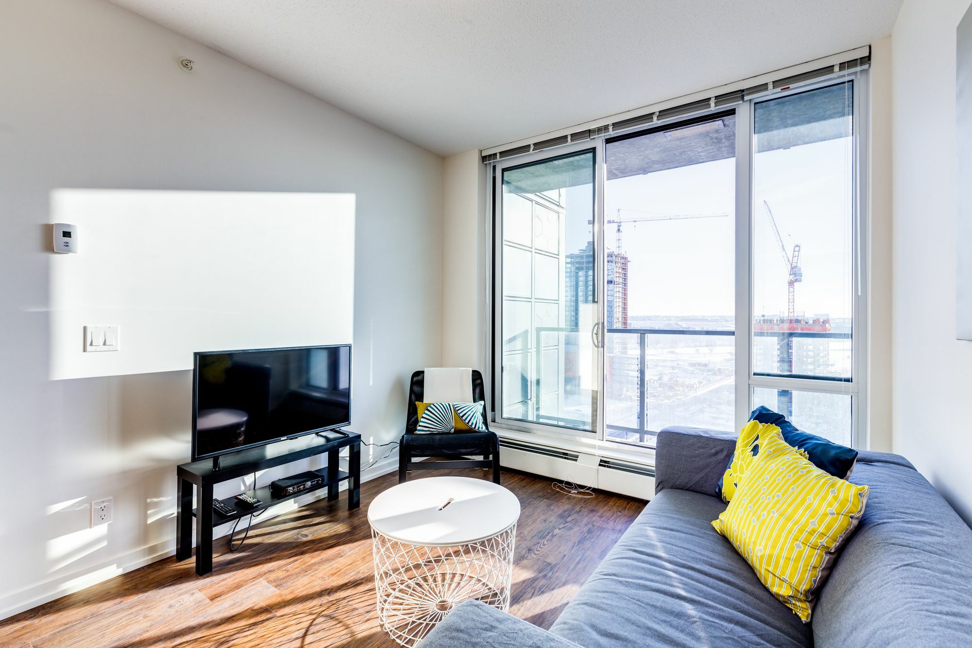 Suite Digs N3 YYC Exteriör bild
