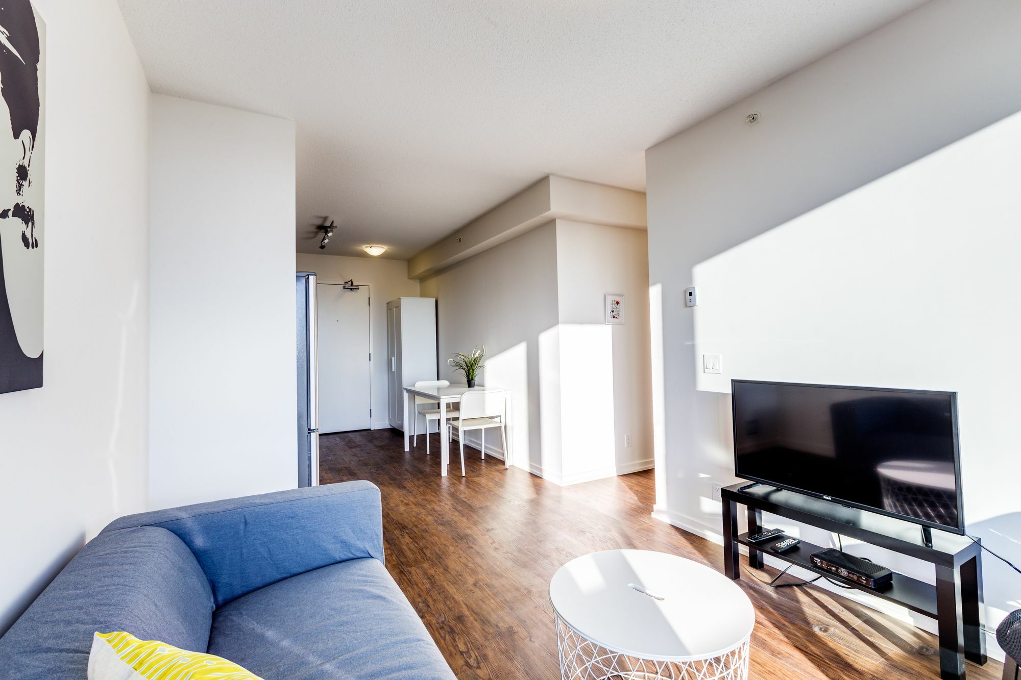 Suite Digs N3 YYC Exteriör bild